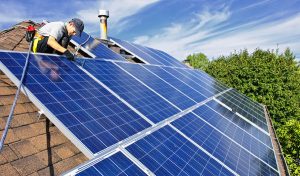 Service d'installation de photovoltaïque et tuiles photovoltaïques à Renaison